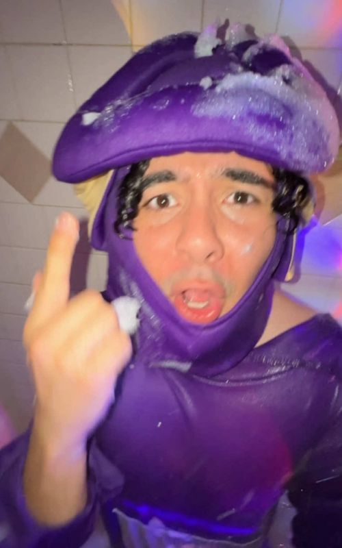 Cover of @whyk4re's TikTok video: Dame Hombro 🔥 #fypシ゚viral #virall