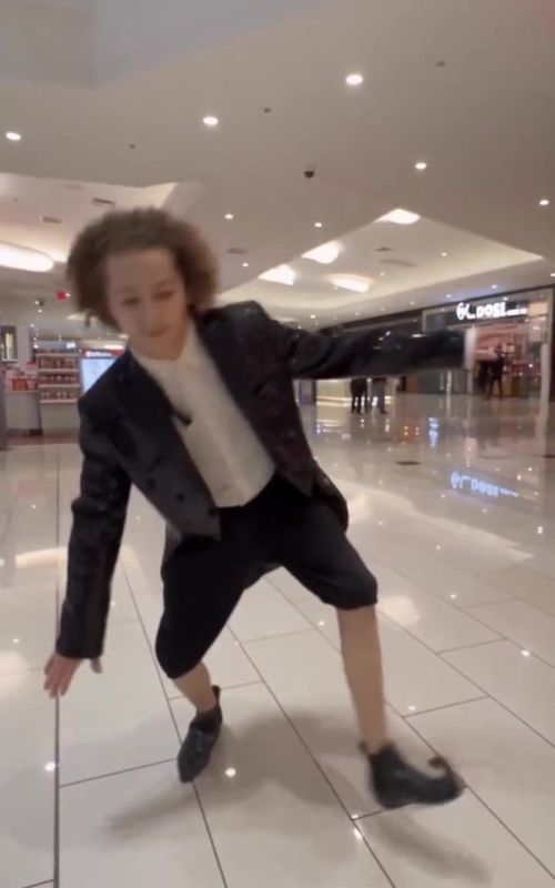 Cover of @officialrumpelstiltskin's TikTok video: I just wanted to dance! @Juicy Jacob #rumpel #rumpelstiltskin #fyp #get1millionviews #get1millionviews