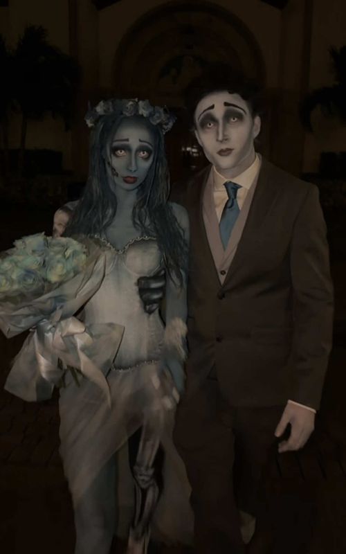 Cover of @nataliireynoldss's TikTok video: did we win this trend? #halloween #costume #costumeideas #corpsebride #nataliereynolds corpse bride Halloween costume ideas