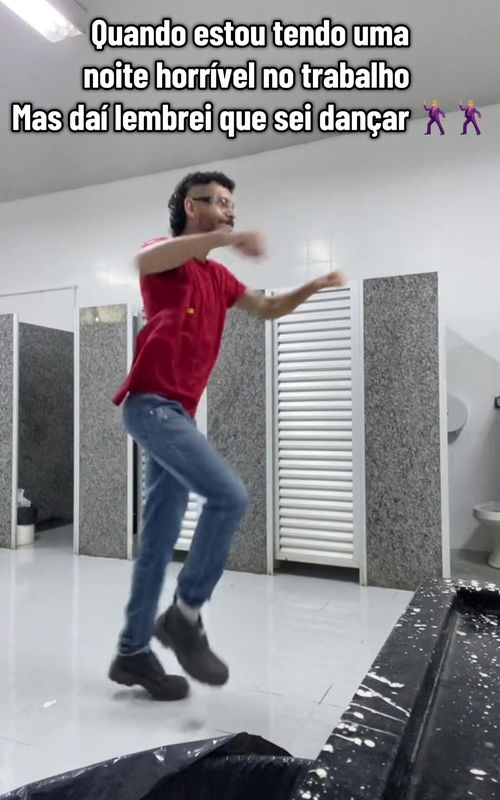 Cover of @ielctnx's TikTok video: Trabalhar no segundo turno destrói o CLT 🥲 Dancei e desetressei 😋 #foryou #foryoupage #closer #trending